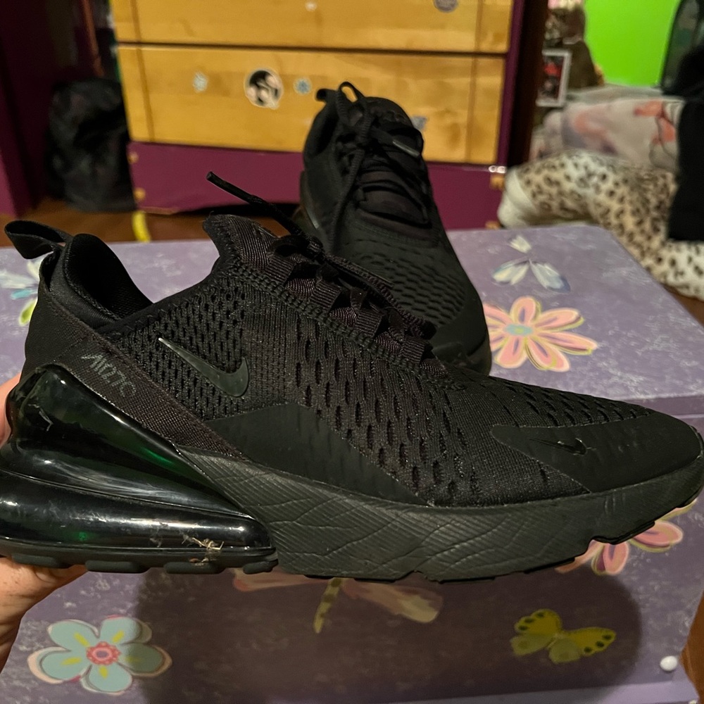 Womens size 8 shoes